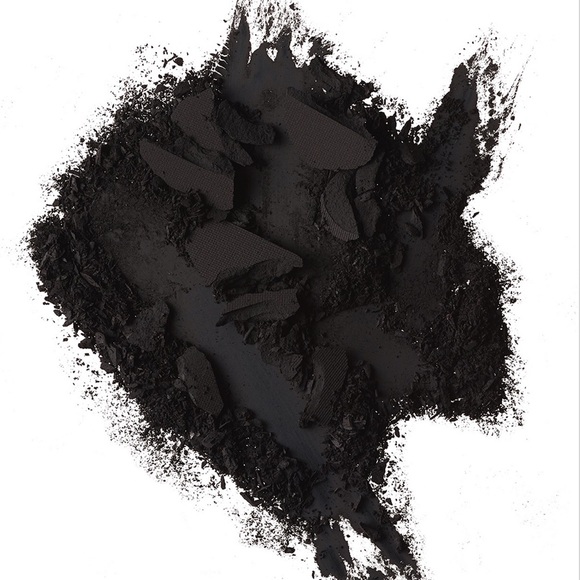 MAC Matte Eye Shadow Carbon - Picture 11 of 16